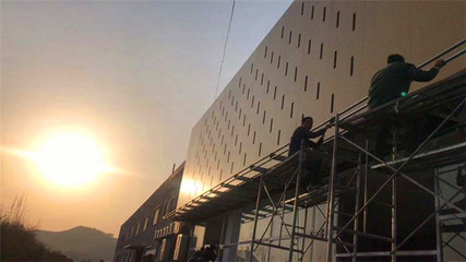 紅旗4s店門頭鋁蜂窩板_一汽用鋁蜂窩板